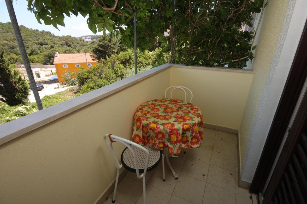 Apartment Mali Losinj 7879B Eksteriør billede