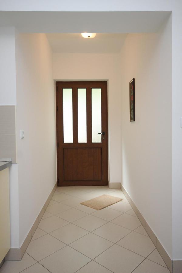 Apartment Mali Losinj 7879B Eksteriør billede